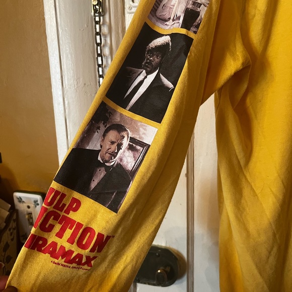 PULP FICTION LONG SLEEVE TSHIRT. Hard to find. Perfect condition - Picture 3 of 7